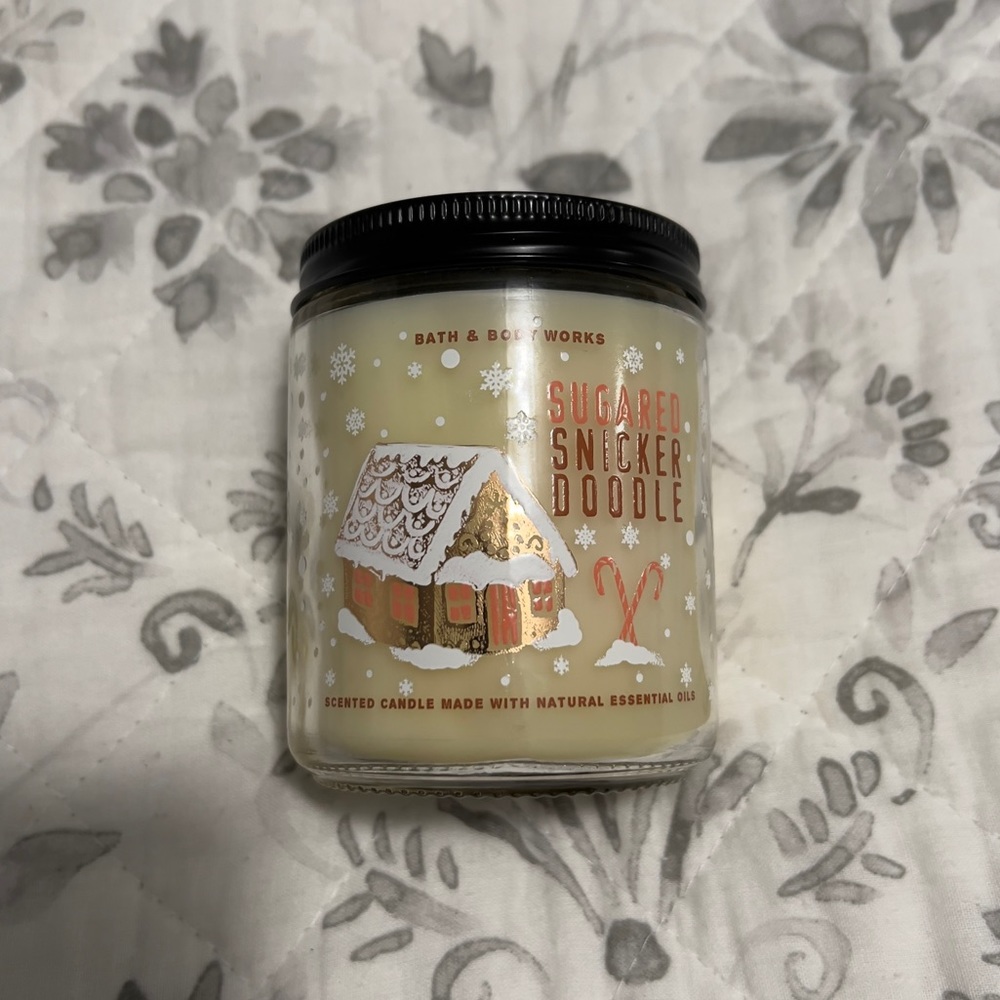 Bath & Body Works Sugared Snickerdoodle Mini 7oz Scented Candle Christmas 2022